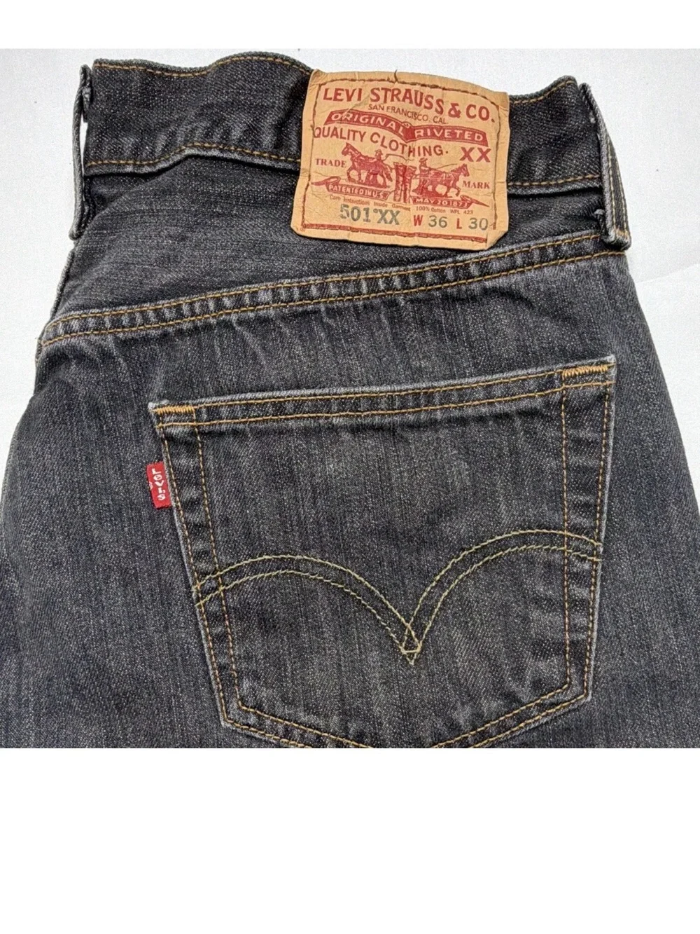 Levi's Men's Straight Jeans in Charcoal Gray